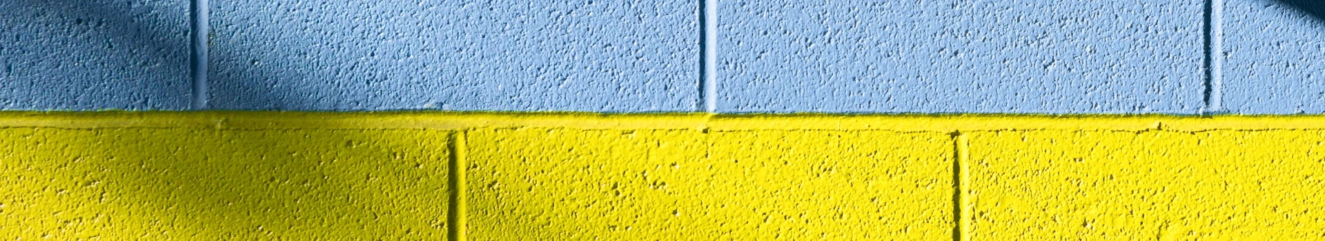 niebiesko-żółty mur